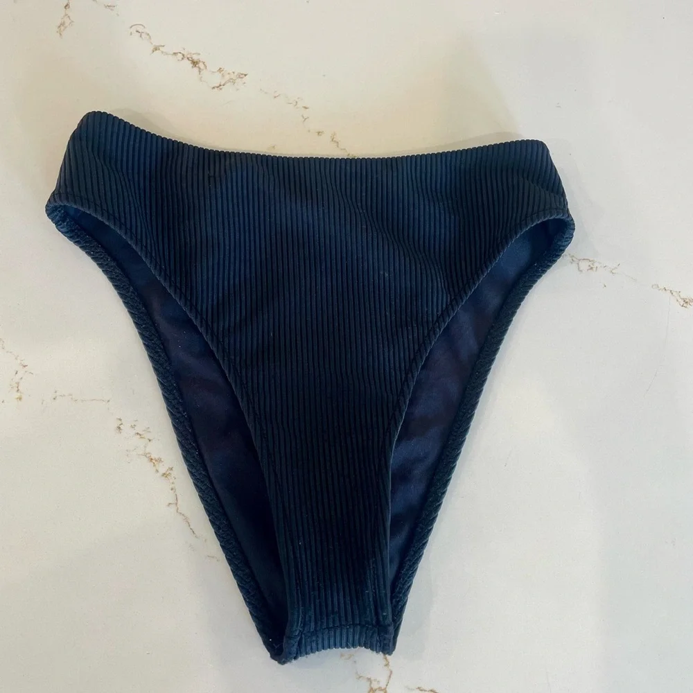 Frankie's Bikinis Jenna Black Ribbed Bottoms